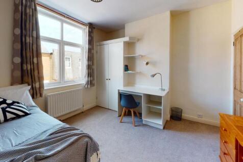 Student Digs - Jarro