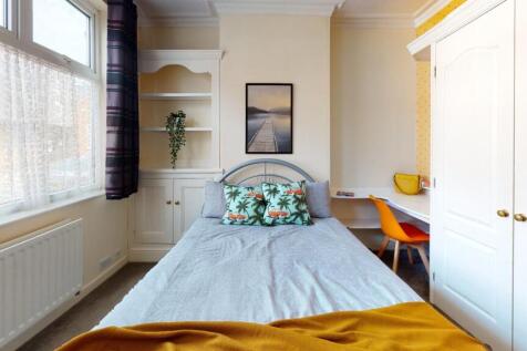 Student Digs - Jarro