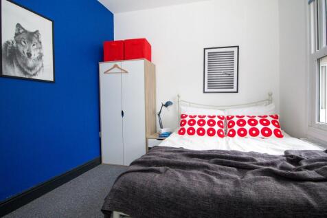 Student Digs - Danes
