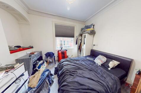 Student Digs - Kings