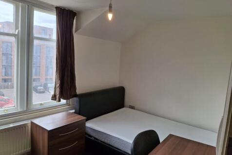 Student Digs -Kings 