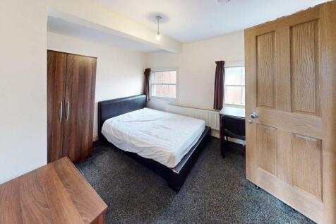 Student Digs - Kings