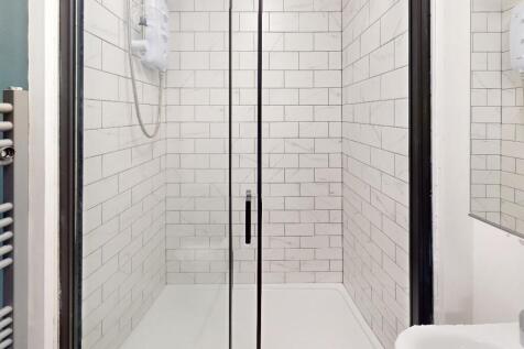 Student Digs - Brazi