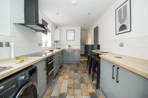 Student Digs - Knigh