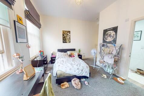 Student Digs - Kings