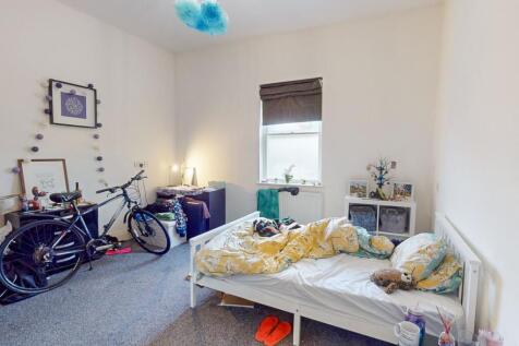 Student Digs - Kings