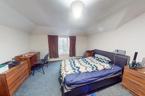 Student Digs - Kings