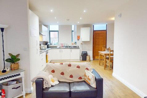 Student Digs - Kings