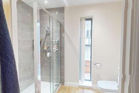 Student Digs - Kings