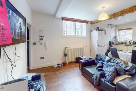 Student Digs - Kings