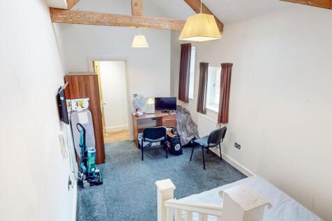 Student Digs - Kings