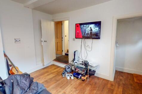 Student Digs - Kings