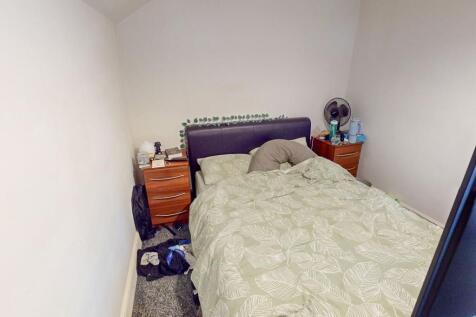 Student Digs - Kings