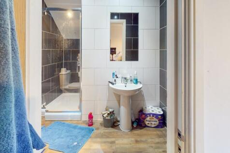 Student Digs - Kings