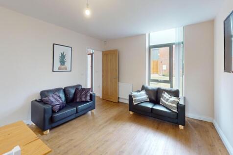 Student Digs - Kings