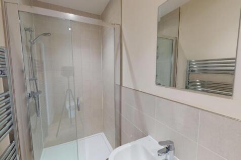 Student Digs - Kings