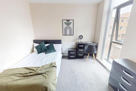 Student Digs - Kings