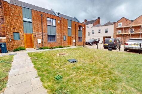 Student Digs - Kings