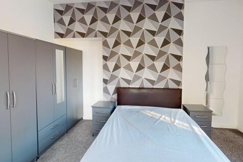 Student Digs - Tichb