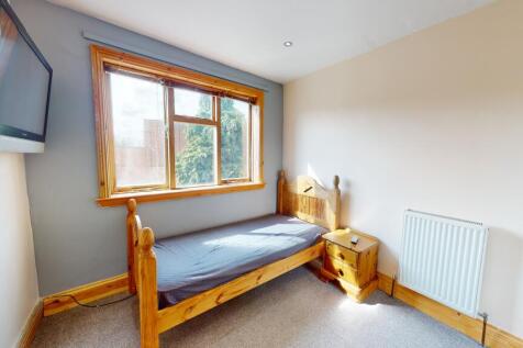 34-Brazil-Street-102