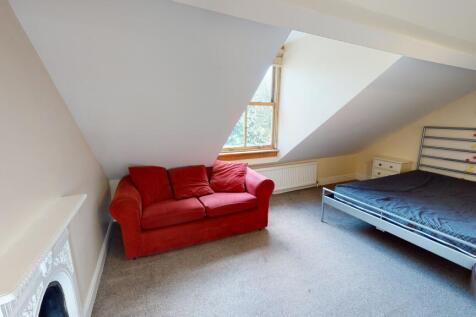 34-Brazil-Street-102