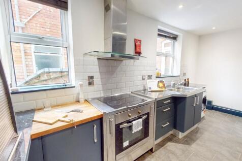 Student Digs - Kirby