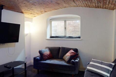 Student Digs - Kings