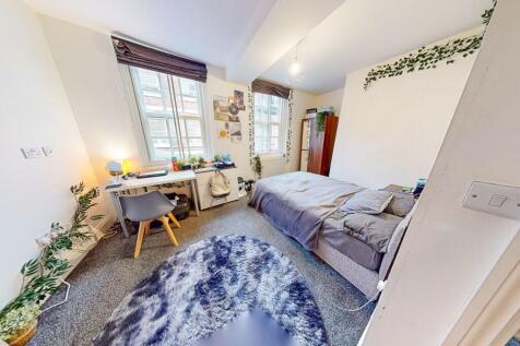 Student Digs - Kings