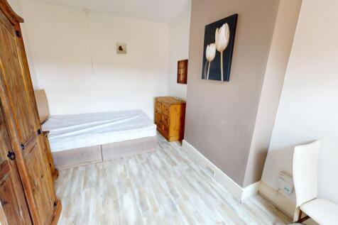 Student Digs - Lorne