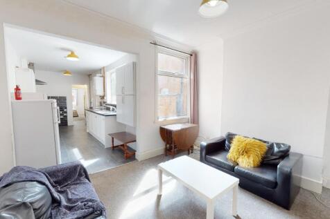 Student Digs - Lytha