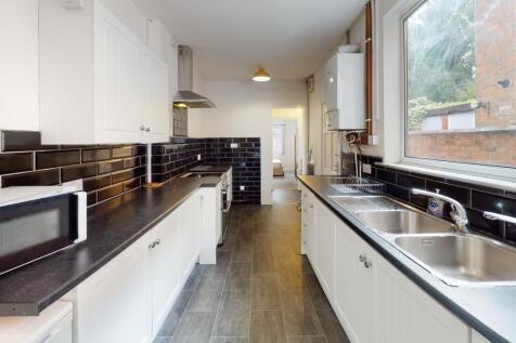 Student Digs - Lytha