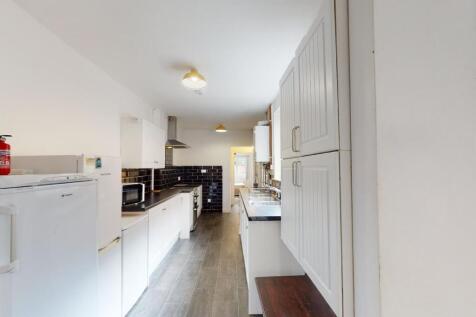 Student Digs - Lytha