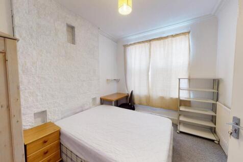 Student Digs - Lytha