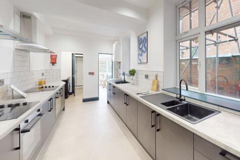 Student Digs - Brazi