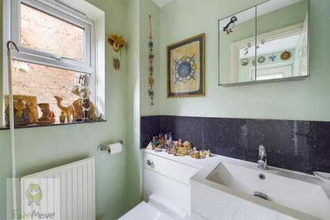 Downstairs Cloakroom