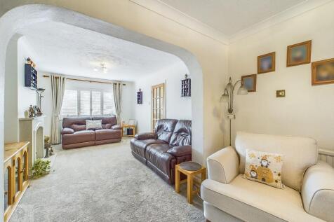 Snug Area And Lounge