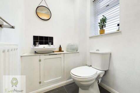 Ground Floor Cloakroom
