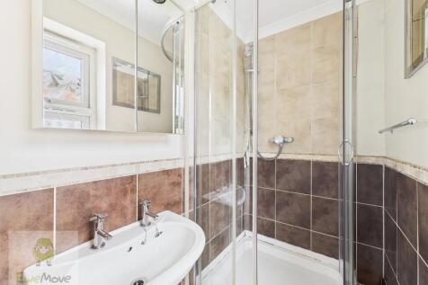Ensuite Shower Room