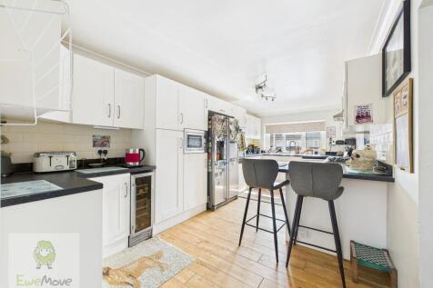 Kitchen And Breakfast Room