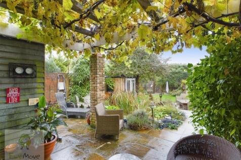 Covered Patio Area