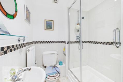 Ensuite Shower Room