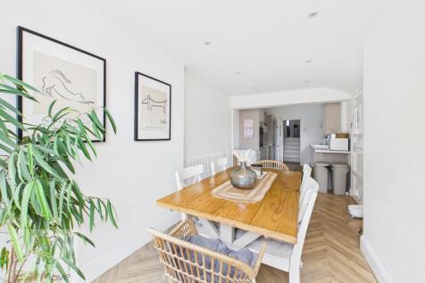 Kitchen Breakfast Room