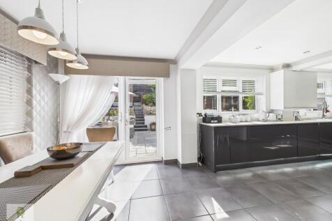 Family Area Into Kitchen