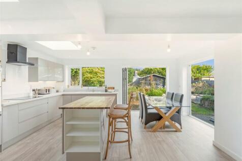 Open Plan Kitchen/Dining/Family Room