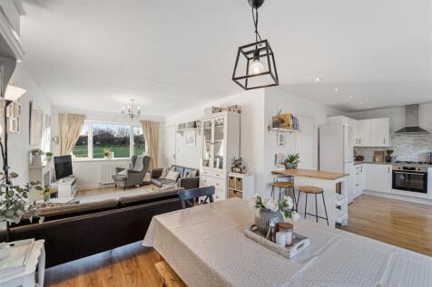 Open Plan Lounge/Kitchen/Dining Room