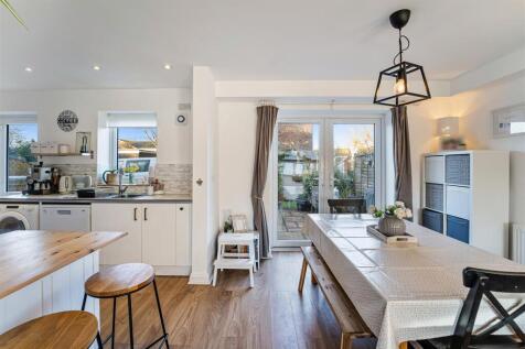 Open Plan Lounge/Kitchen/Dining Room