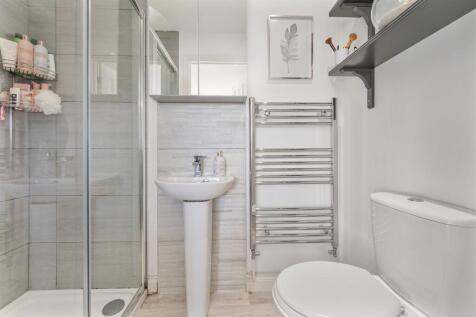 En Suite Shower Room