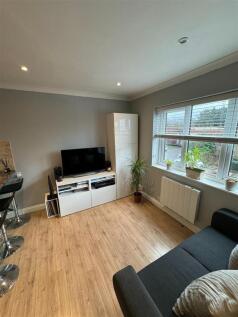 Open Plan Kitchen/Lounge/Bedroom