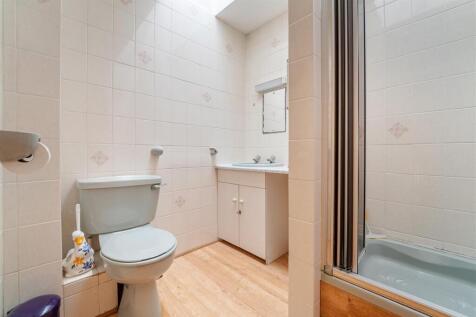 Annex Shower Room