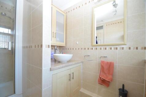 En Suite (2).JPG